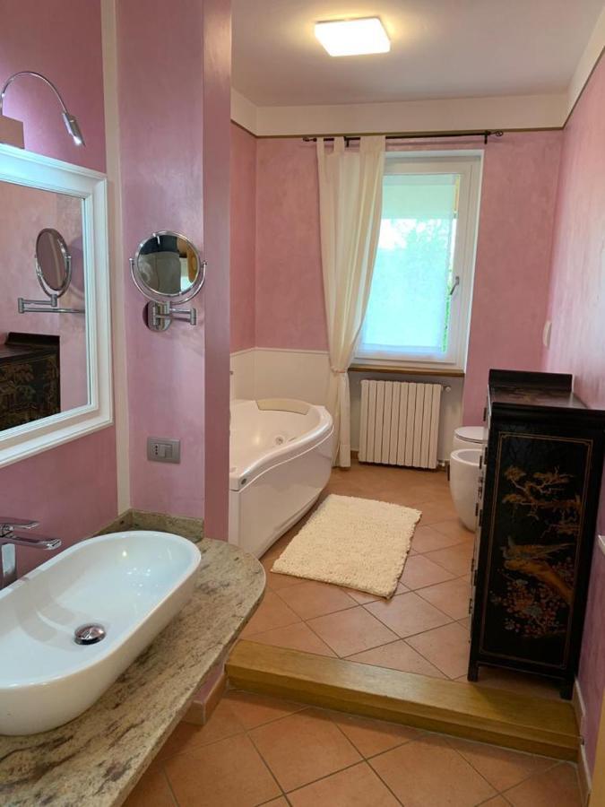 Casa Vacanze Al Capriano Appartamento Lampone Cantello Exterior foto