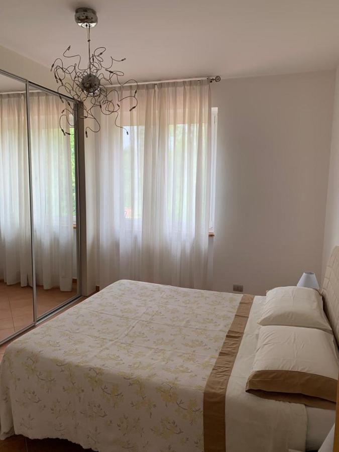Casa Vacanze Al Capriano Appartamento Lampone Cantello Exterior foto