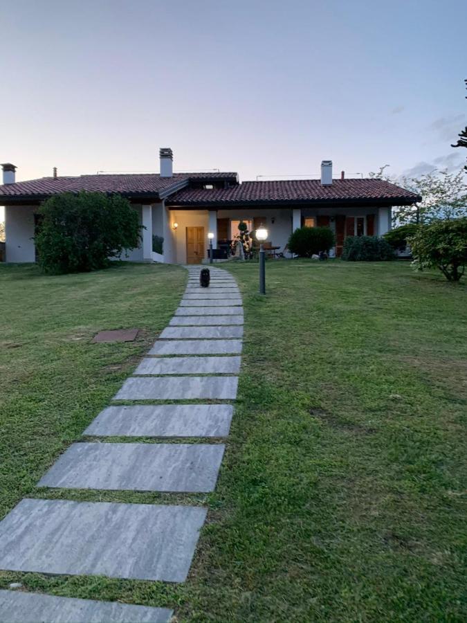 Casa Vacanze Al Capriano Appartamento Lampone Cantello Exterior foto